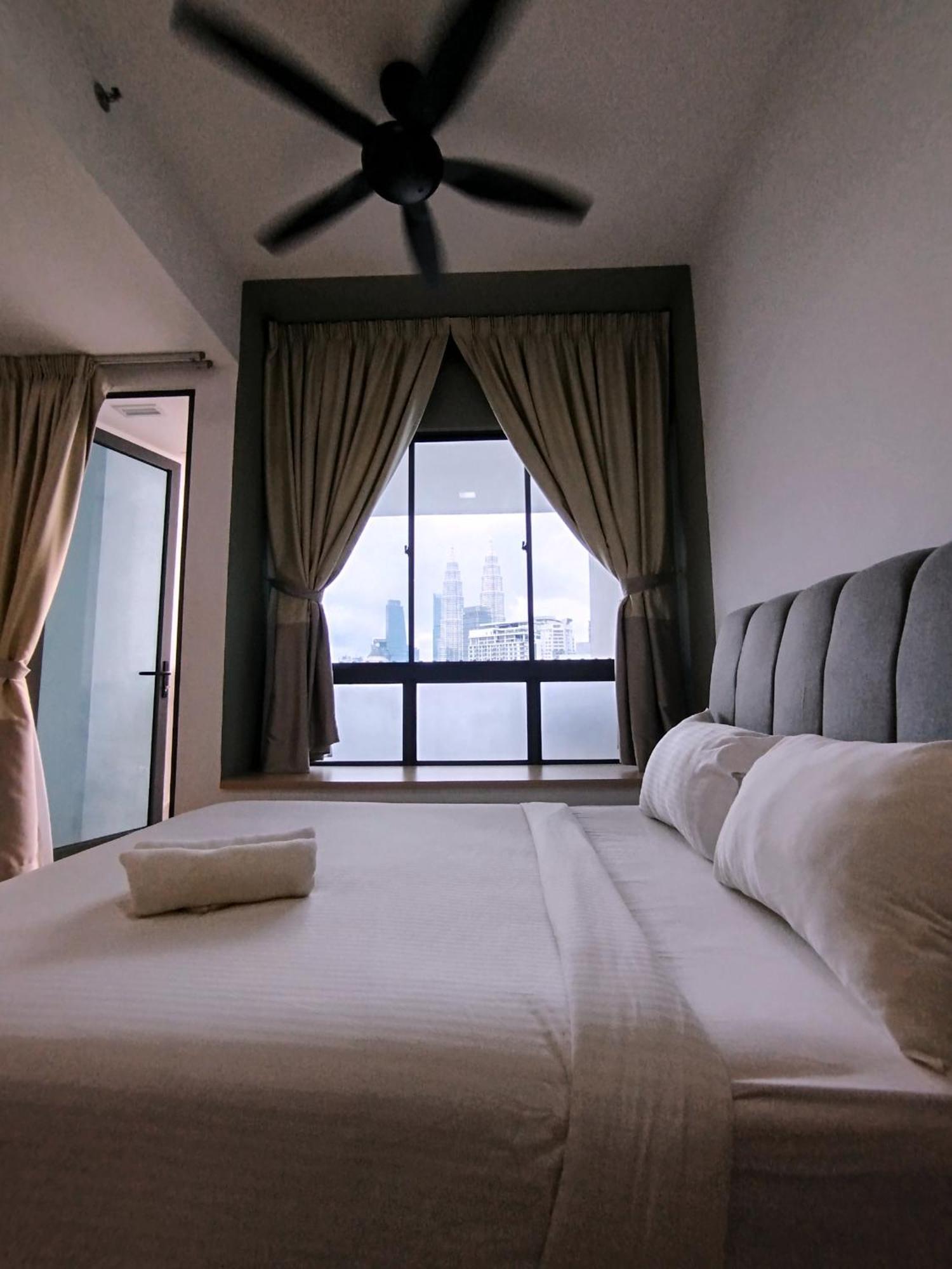Ferienwohnung The Colony Klcc View By Nzv Kuala Lumpur Exterior foto